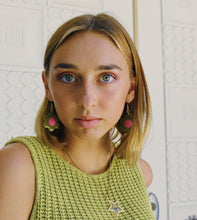 Load image into Gallery viewer, Daisy Earrings
